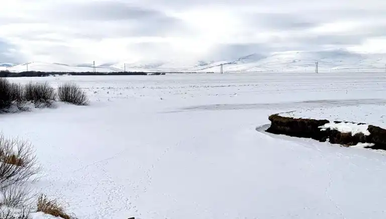 Doğu Anadolu'da Dondurucu Soğuk, Gölleri Buz Tutturdu